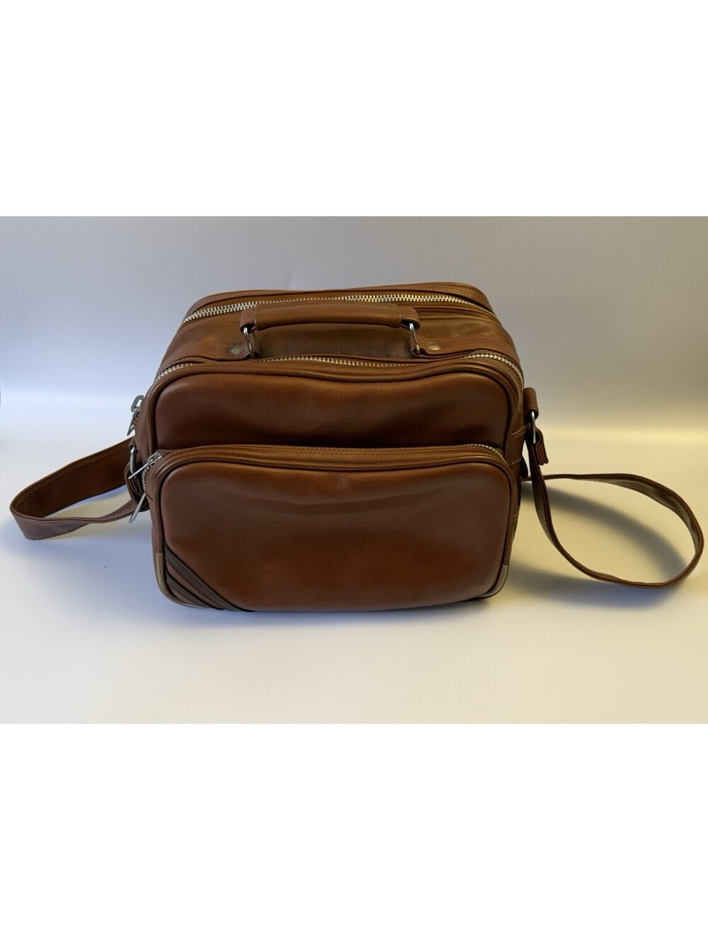 1970s Vintage Coast S-1 Tan Padded Camera Bag With Shoulder Strap